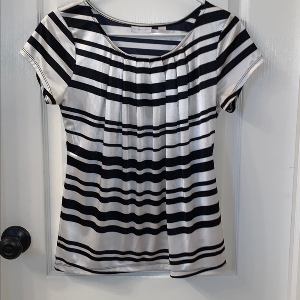 New York and Company stretch striped Jersey Knit Blouse—SZ. Small
